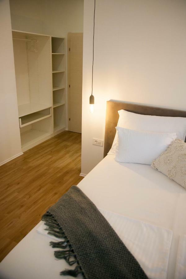 Soukki Town Centre Suites 1 スプリト エクステリア 写真