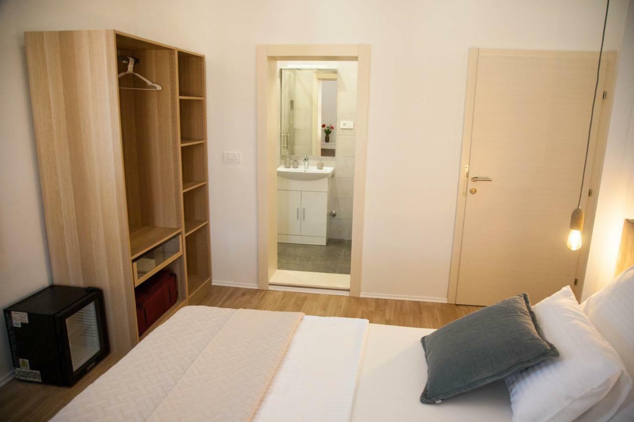Soukki Town Centre Suites 1 スプリト エクステリア 写真